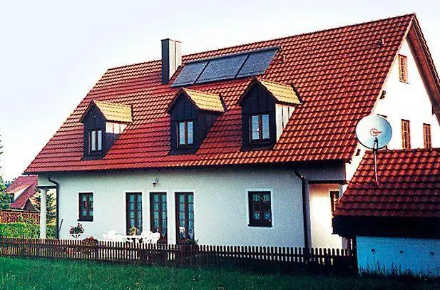Gaestehaus Gertraud Apartment Neualbenreuth