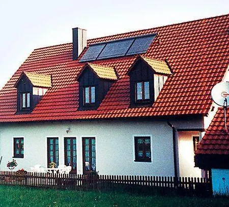 Gaestehaus Gertraud Apartament Neualbenreuth